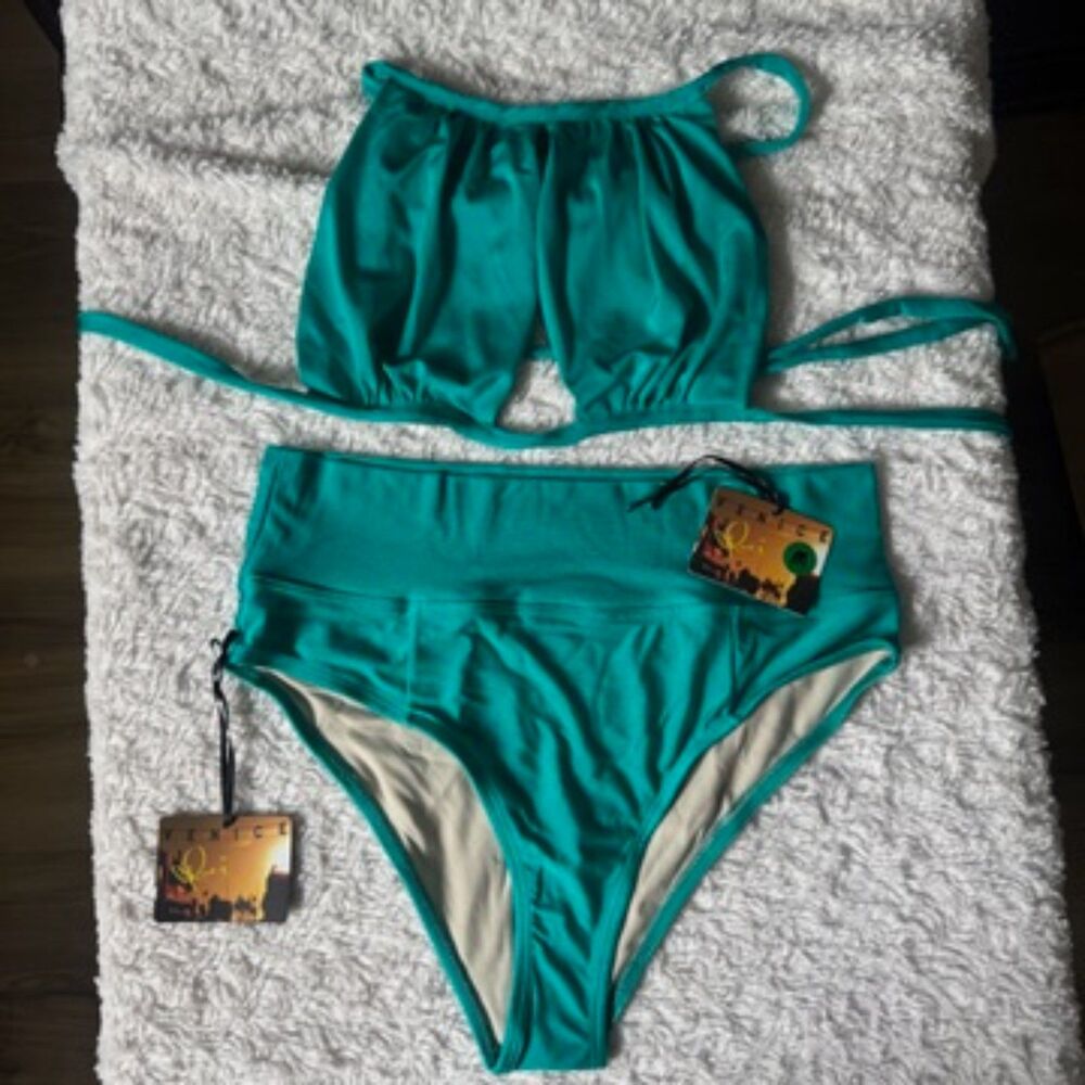 Venice Rani Swimwear Teal Halter & High Waisted Bottom Two Piece Bikini Med NWT